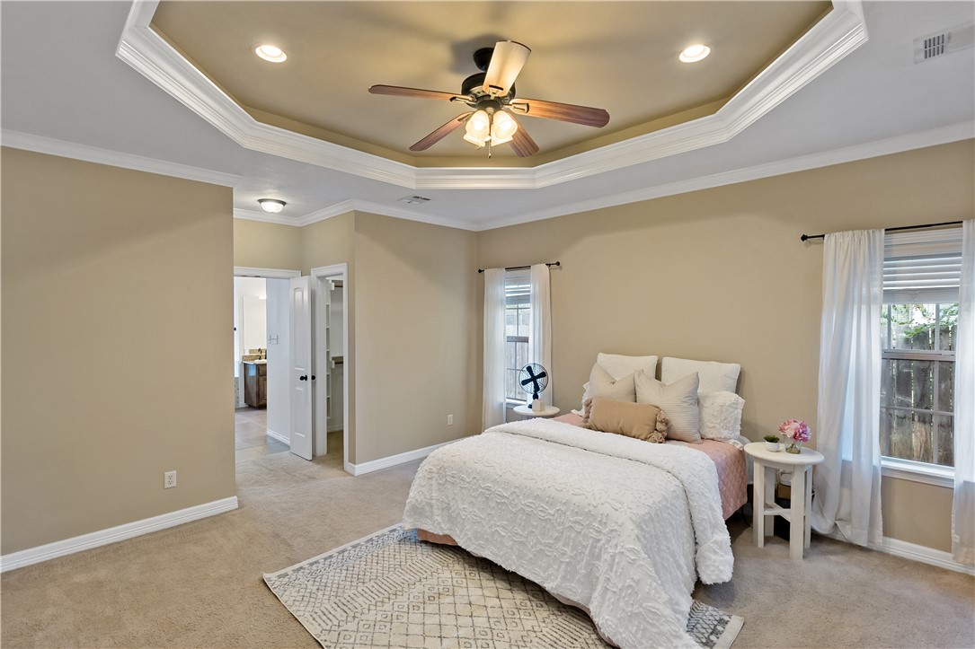 3703 Park Crest Drive