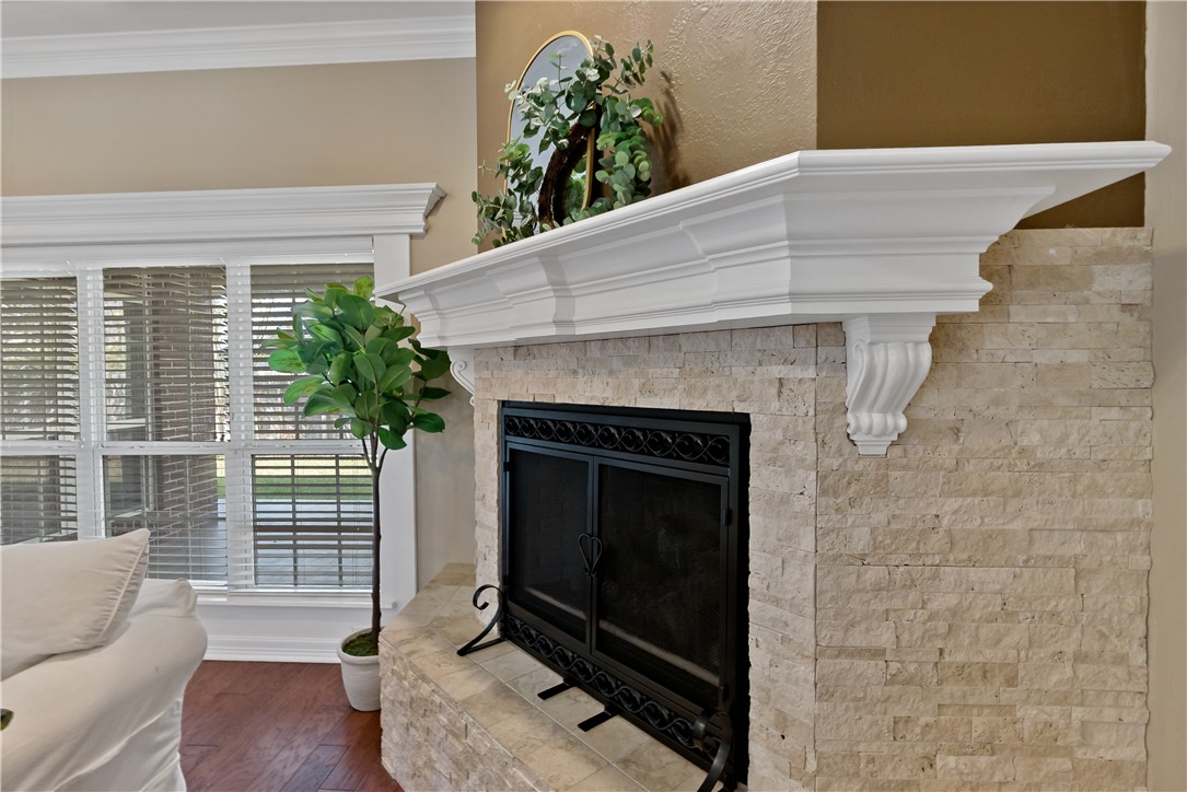 3703 Park Crest Drive