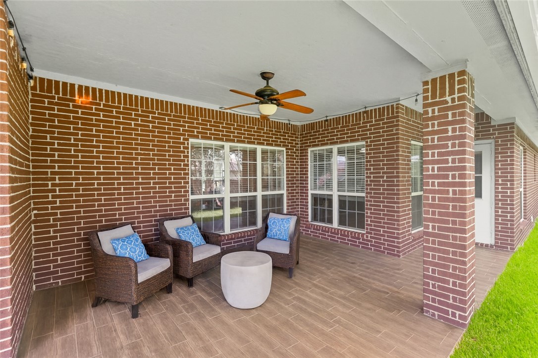 3703 Park Crest Drive