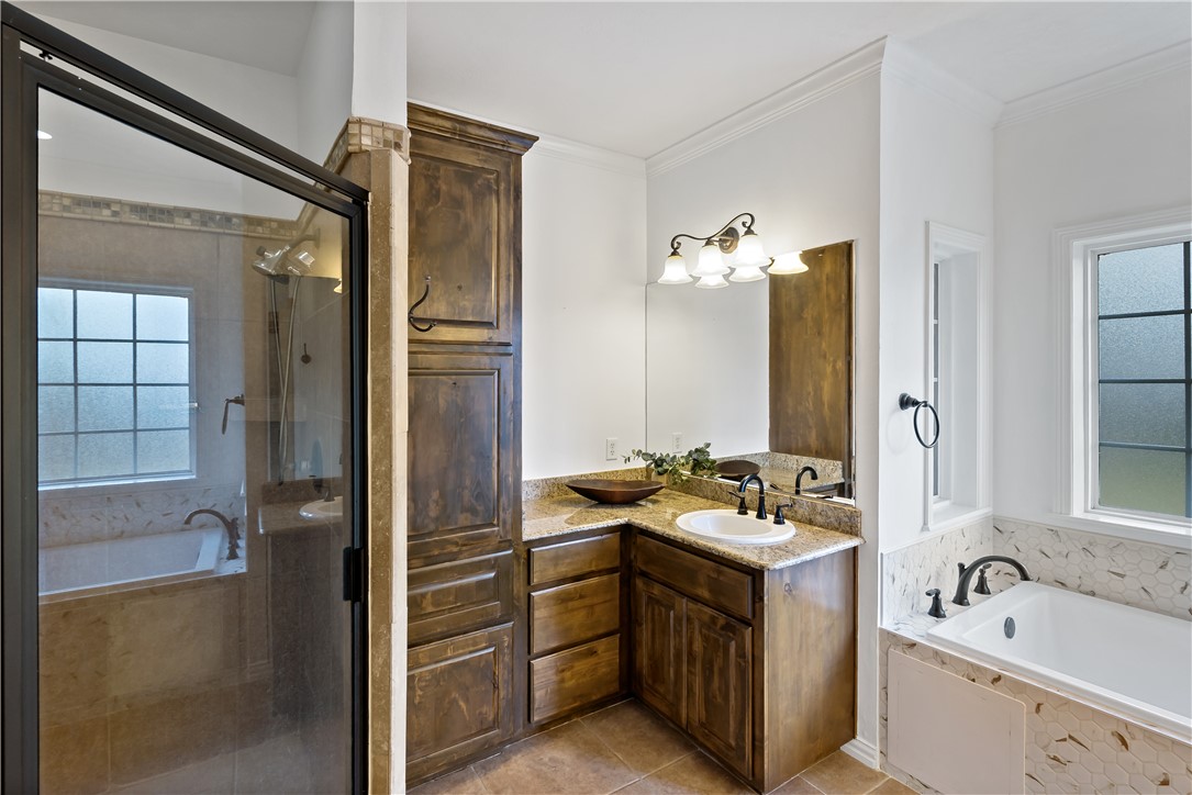 3703 Park Crest Drive