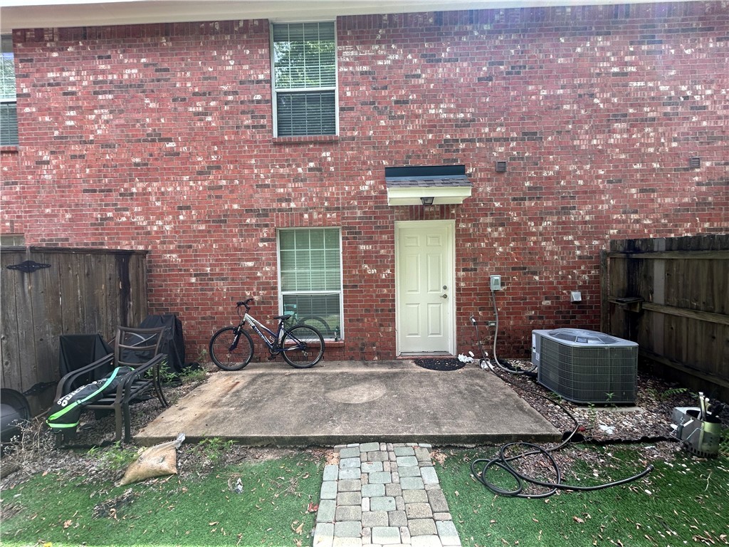 1001 Krenek Tap Road 803