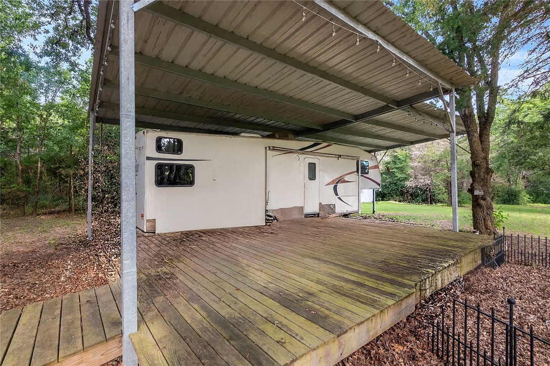 469 County Road 272