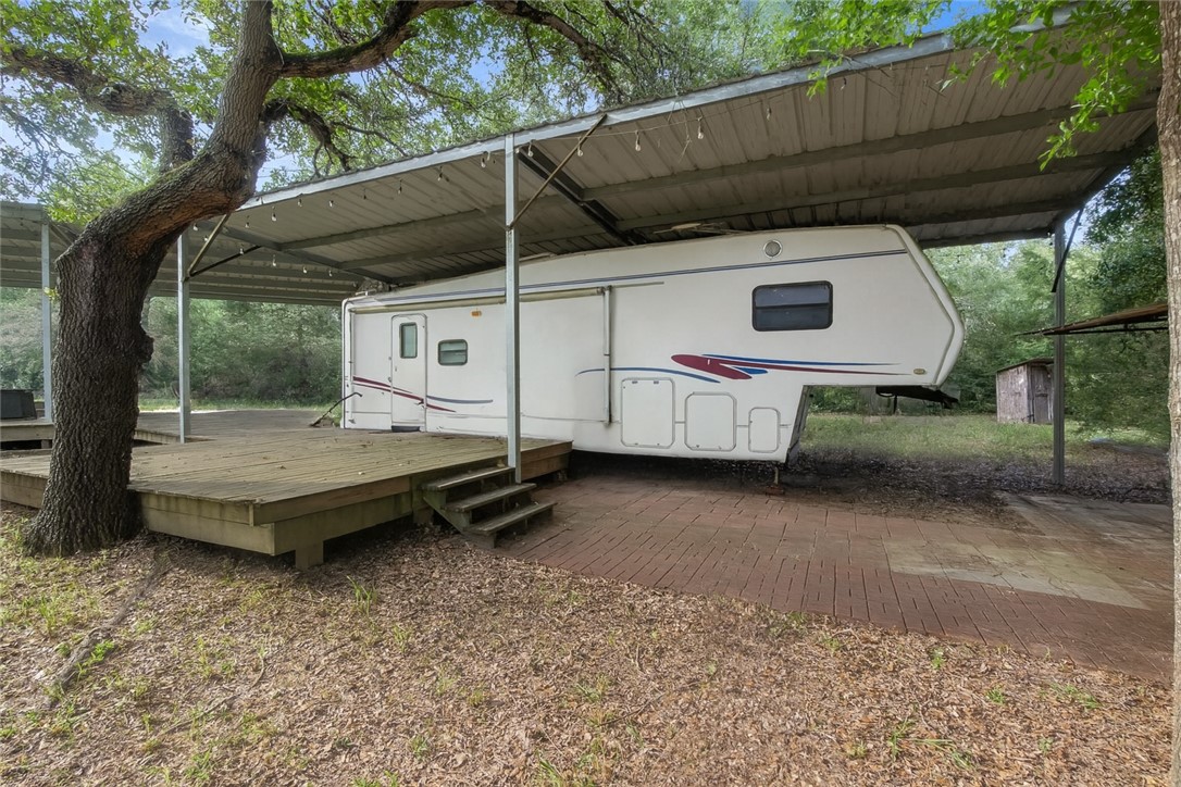 469 County Road 272