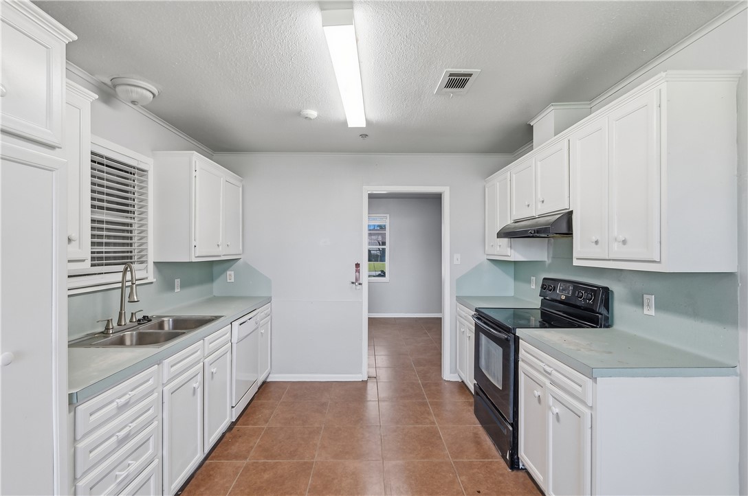 103 East Viser Street