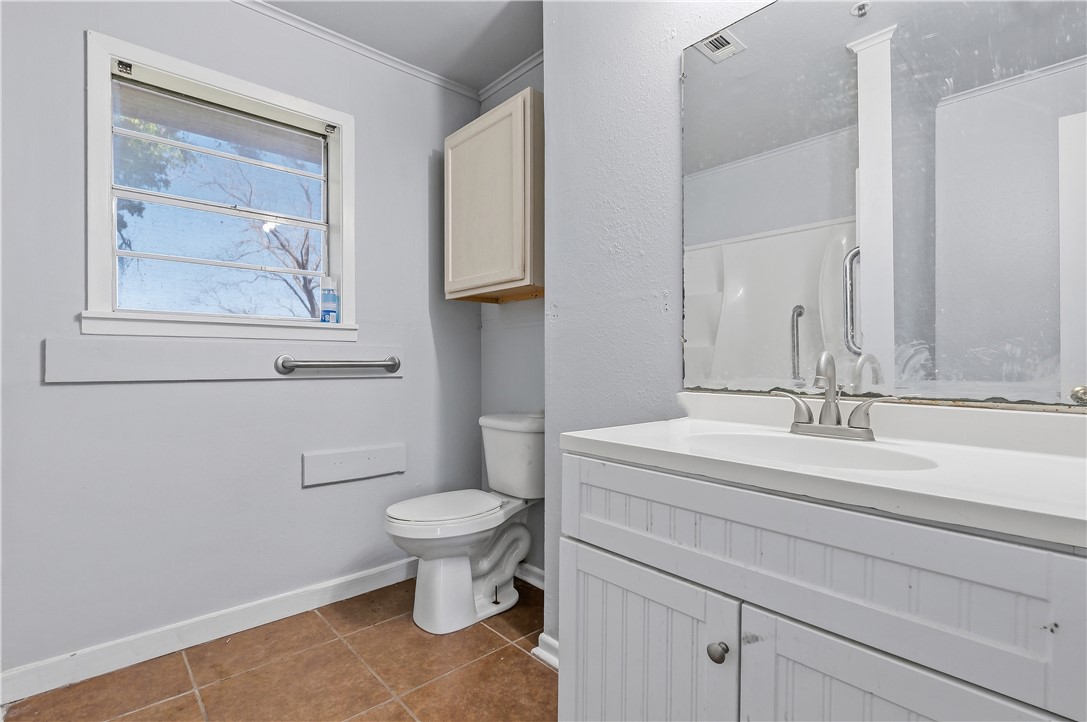 103 East Viser Street