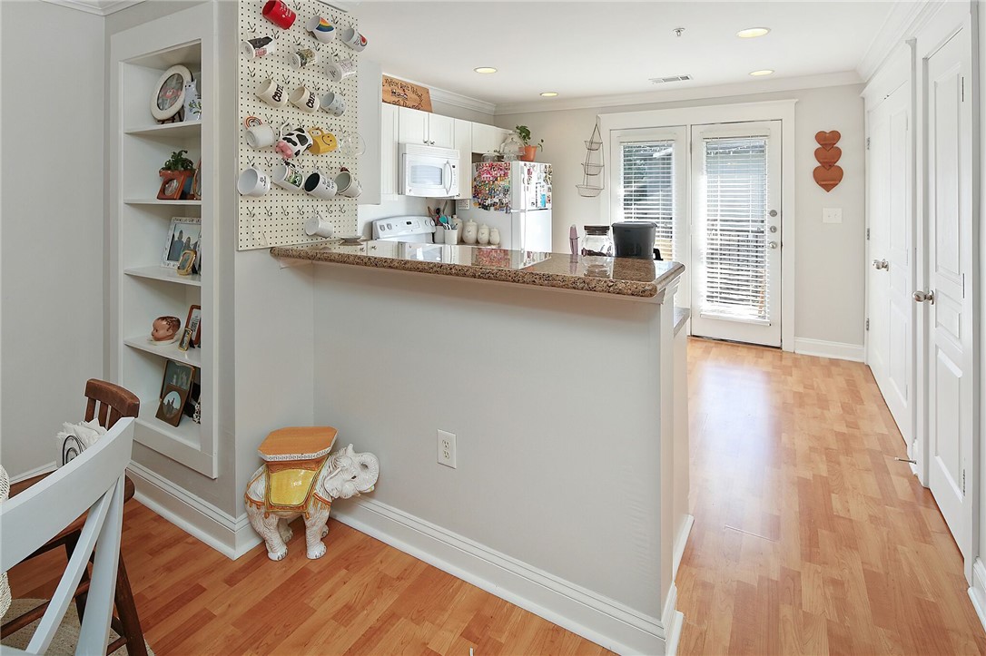 1725 Harvey Mitchell Parkway S 1731