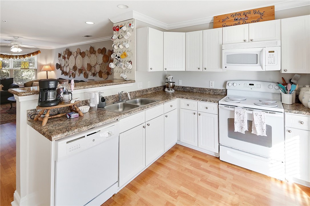 1725 Harvey Mitchell Parkway S 1731