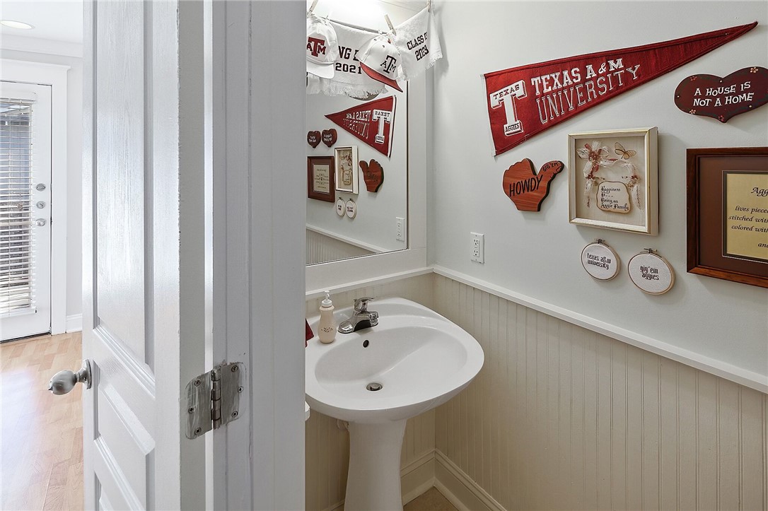 1725 Harvey Mitchell Parkway S 1731