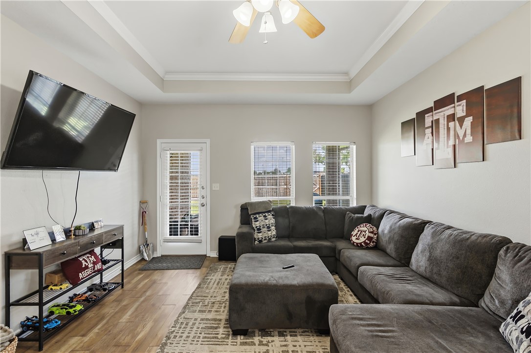 1011 Bougainvillea Street