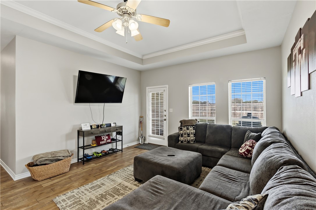 1011 Bougainvillea Street