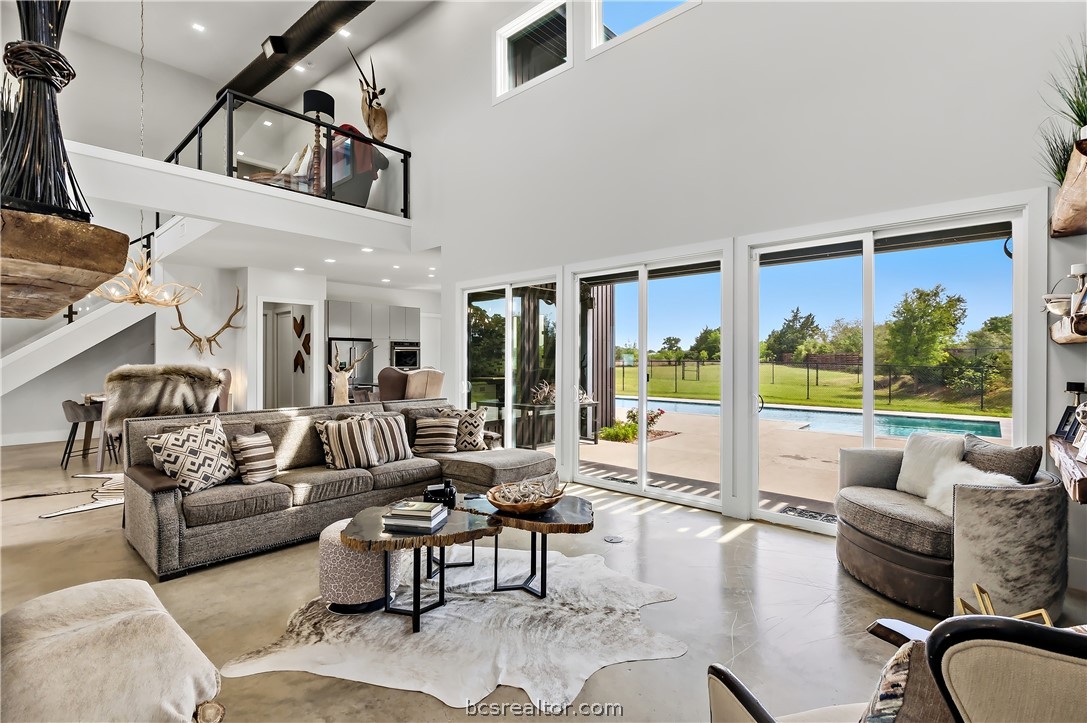 17600 Windsong Drive