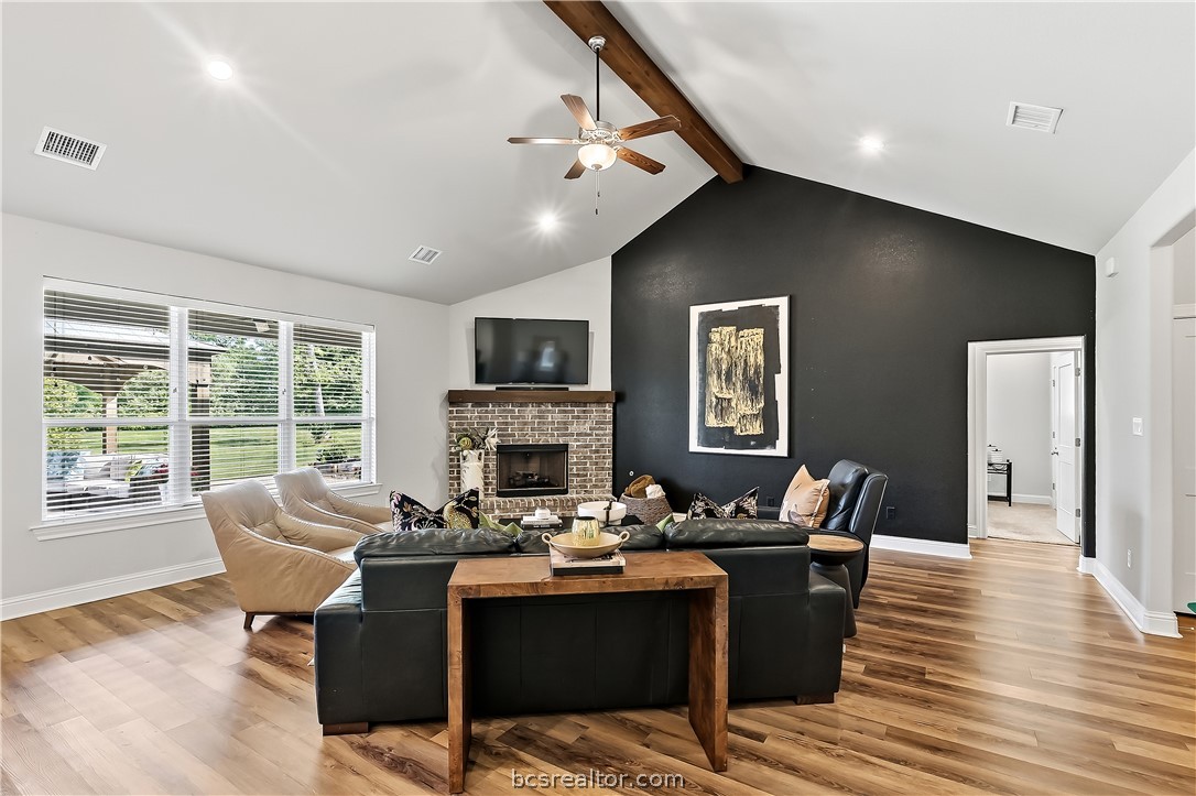 10468 Cornwall Lane