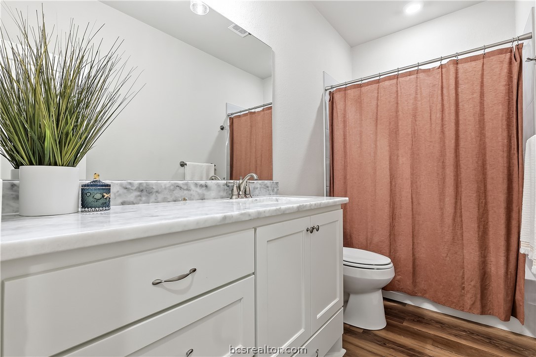 10468 Cornwall Lane