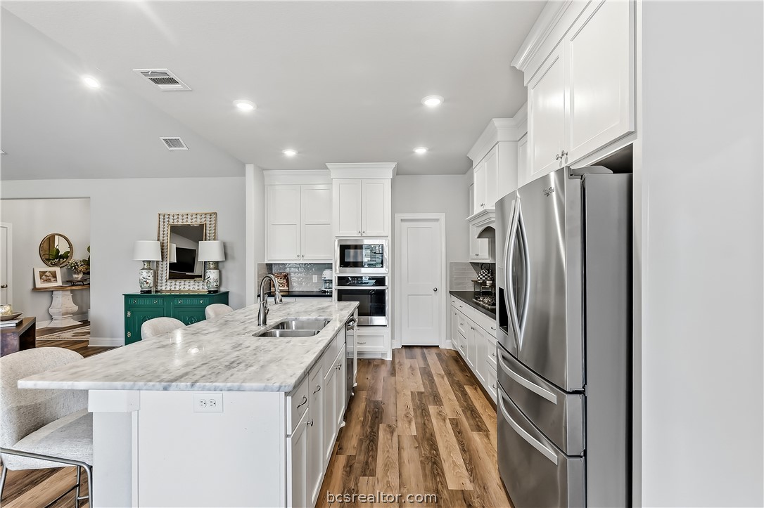 10468 Cornwall Lane