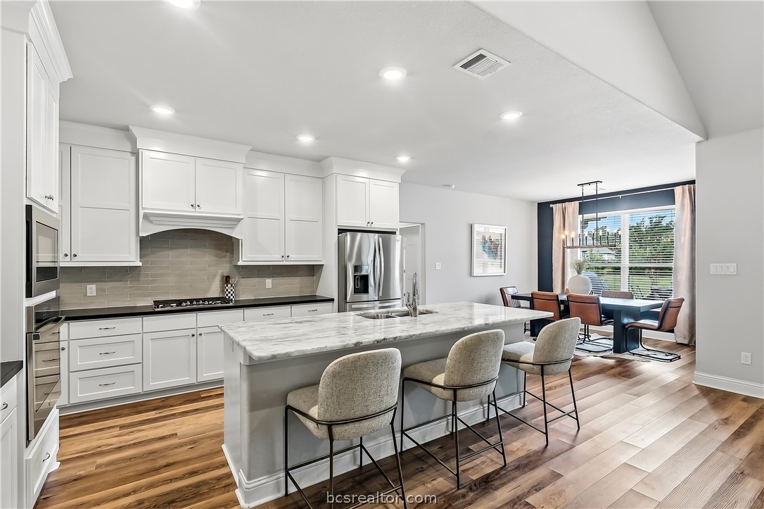 10468 Cornwall Lane