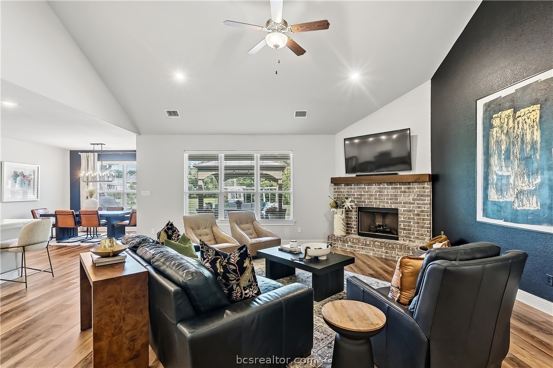 10468 Cornwall Lane