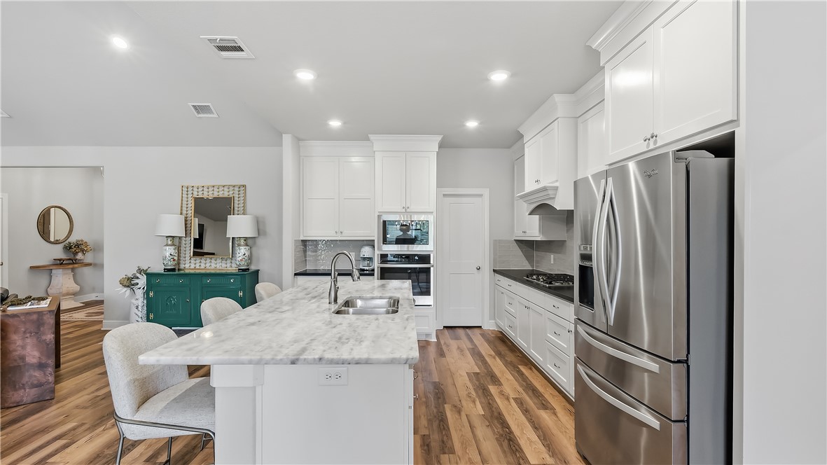 10468 Cornwall Lane