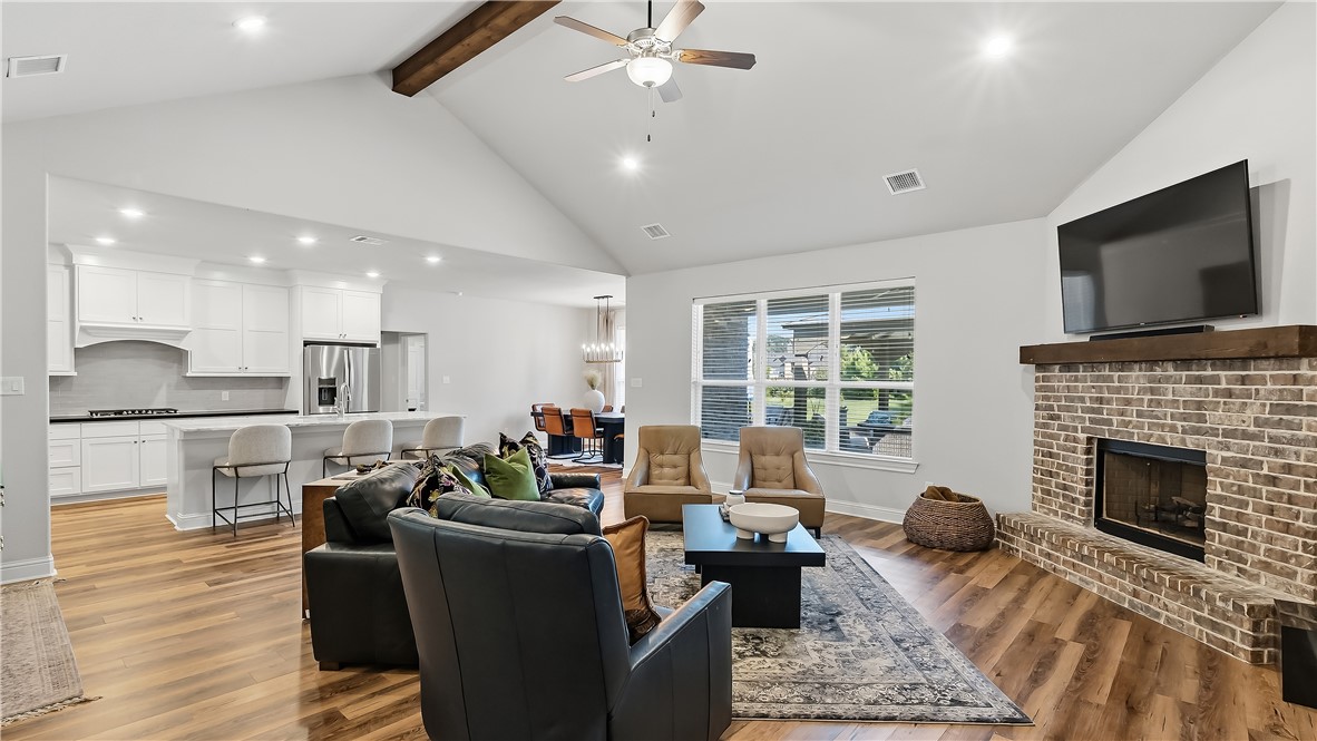 10468 Cornwall Lane