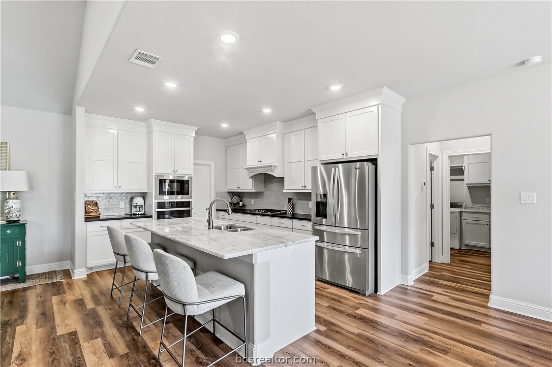 10468 Cornwall Lane