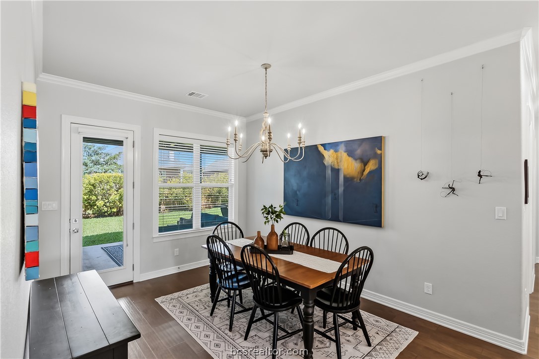 3333 Stoneleigh