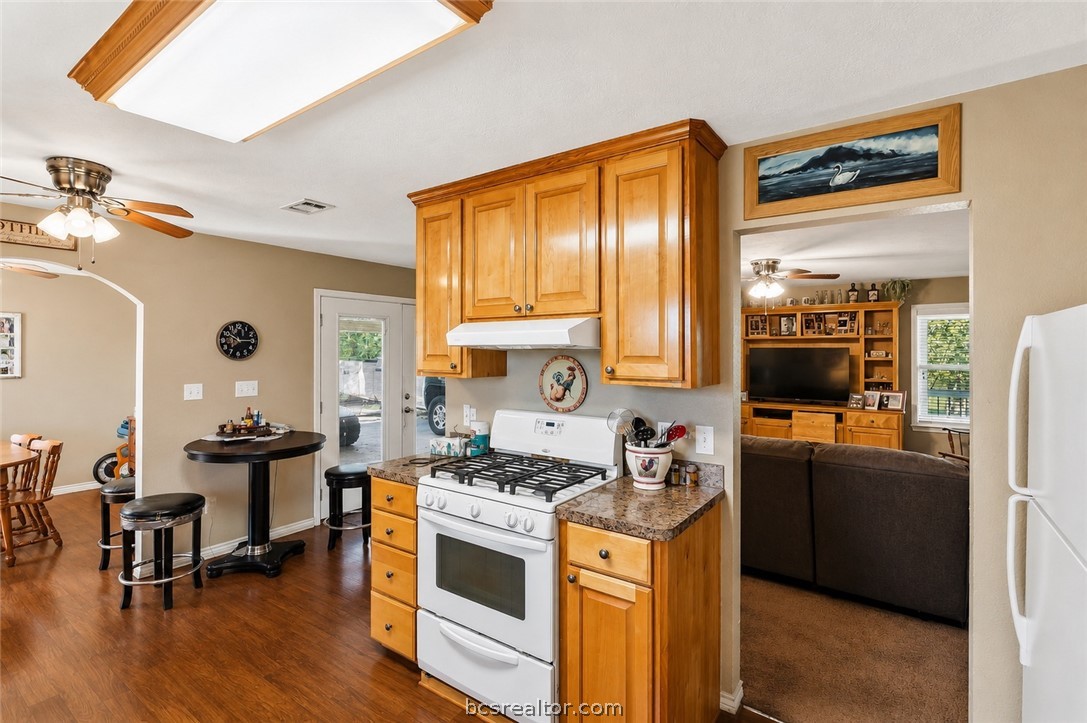 12628 North Tidwell Prairie Road
