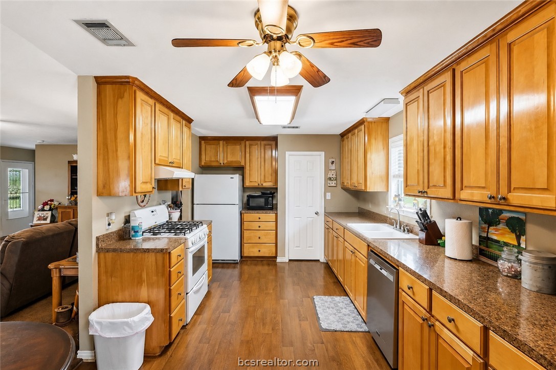 12628 North Tidwell Prairie Road