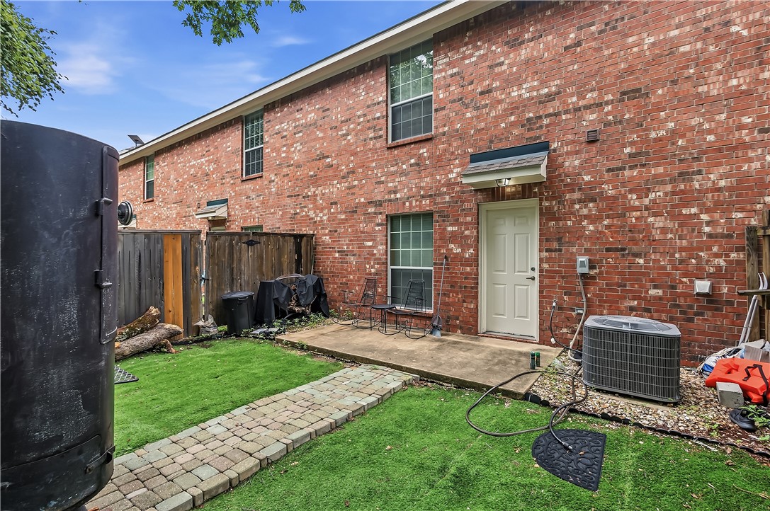 1001 Krenek Tap Road 803