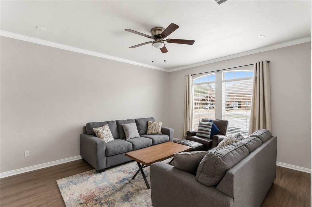 1001 Krenek Tap Road 803