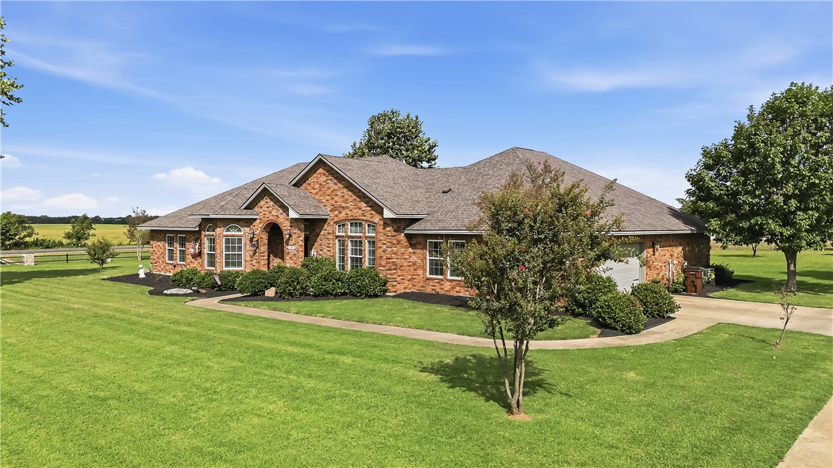 135 Apache Drive