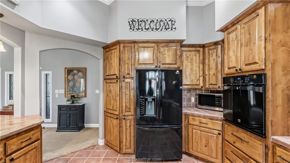 135 Apache Drive