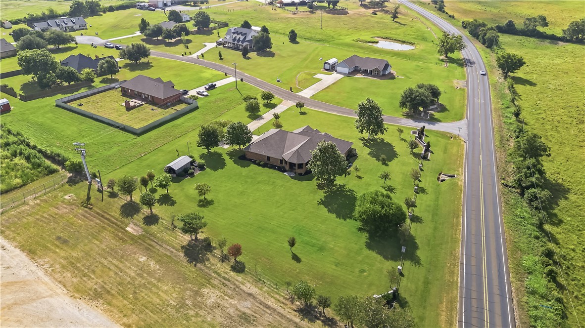 135 Apache Drive
