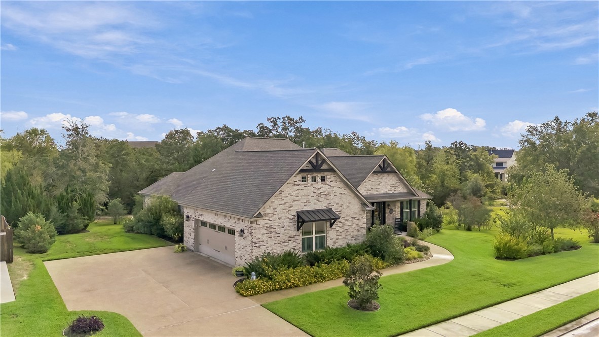 1910 Spanish Moss Drive