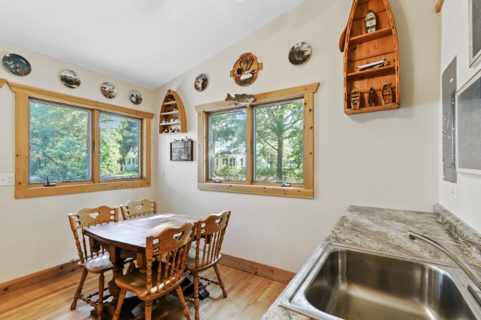 556 Highland Rd