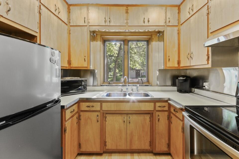 556 Highland Rd