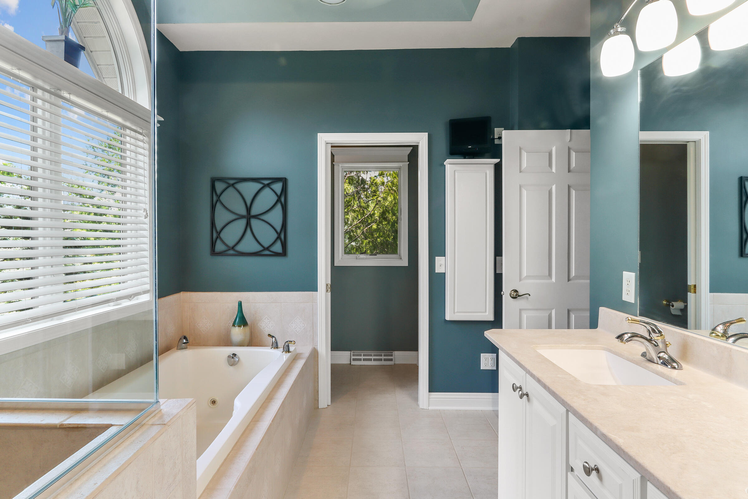 W6944 Savannah Ln
