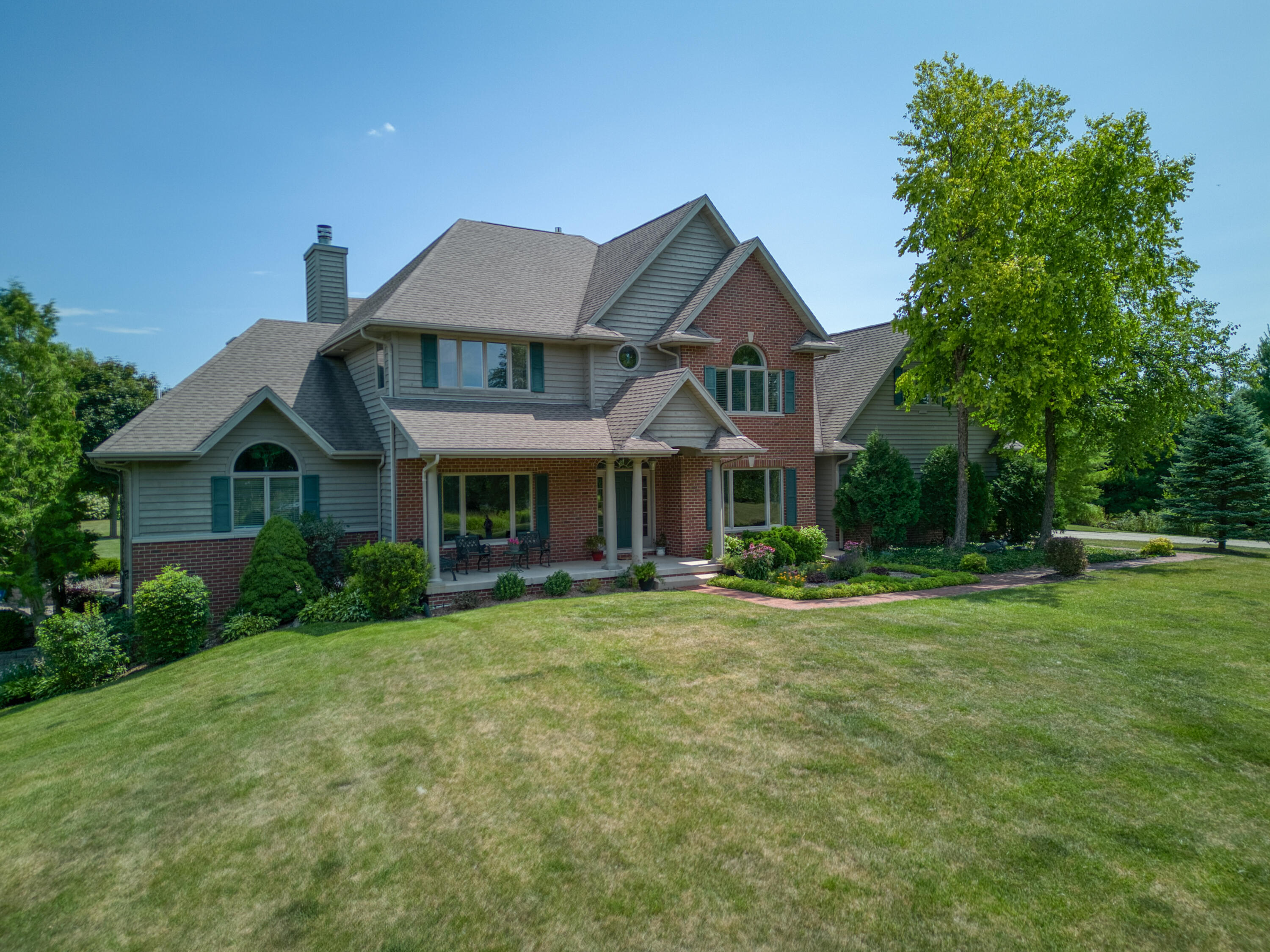 W6944 Savannah Ln