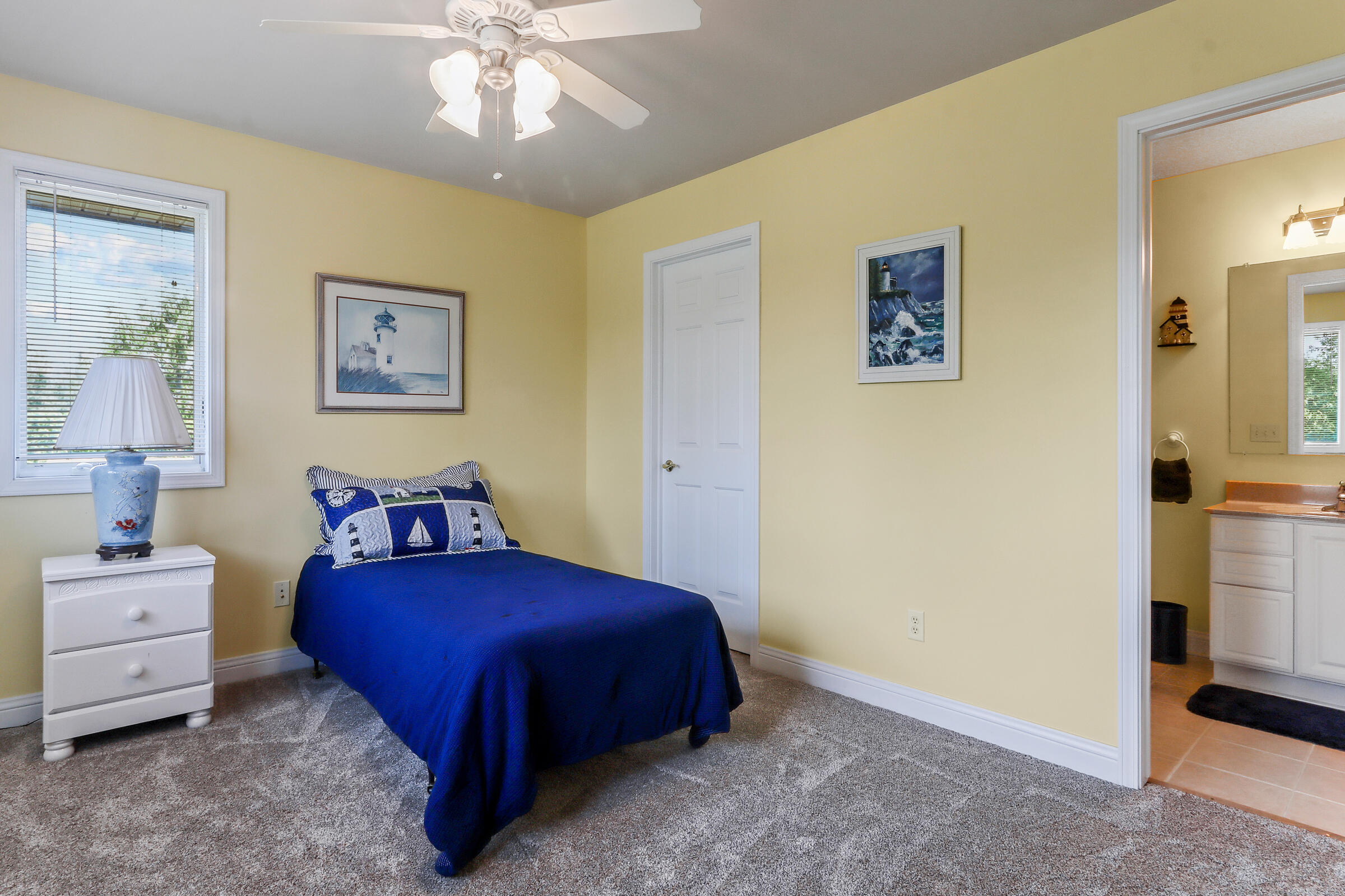 W6944 Savannah Ln