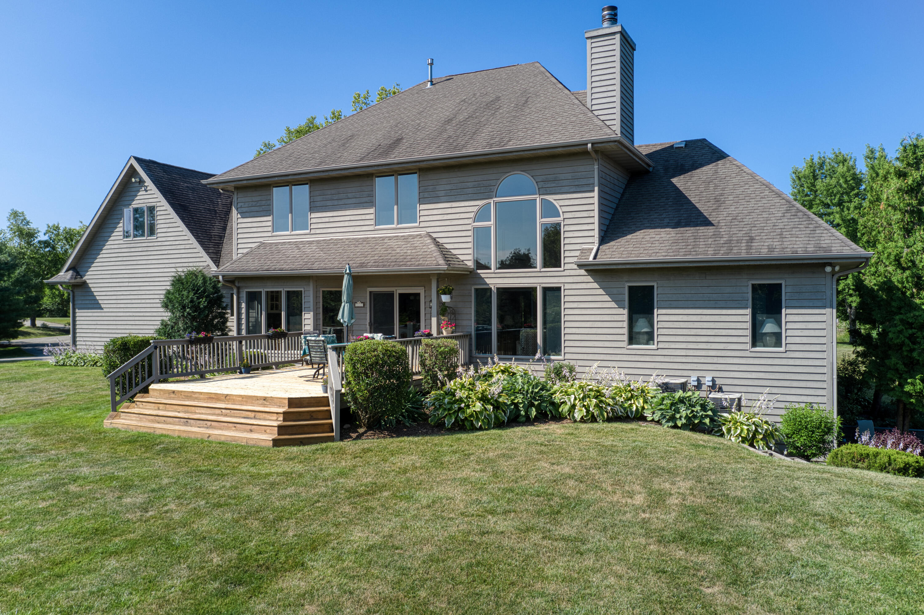 W6944 Savannah Ln
