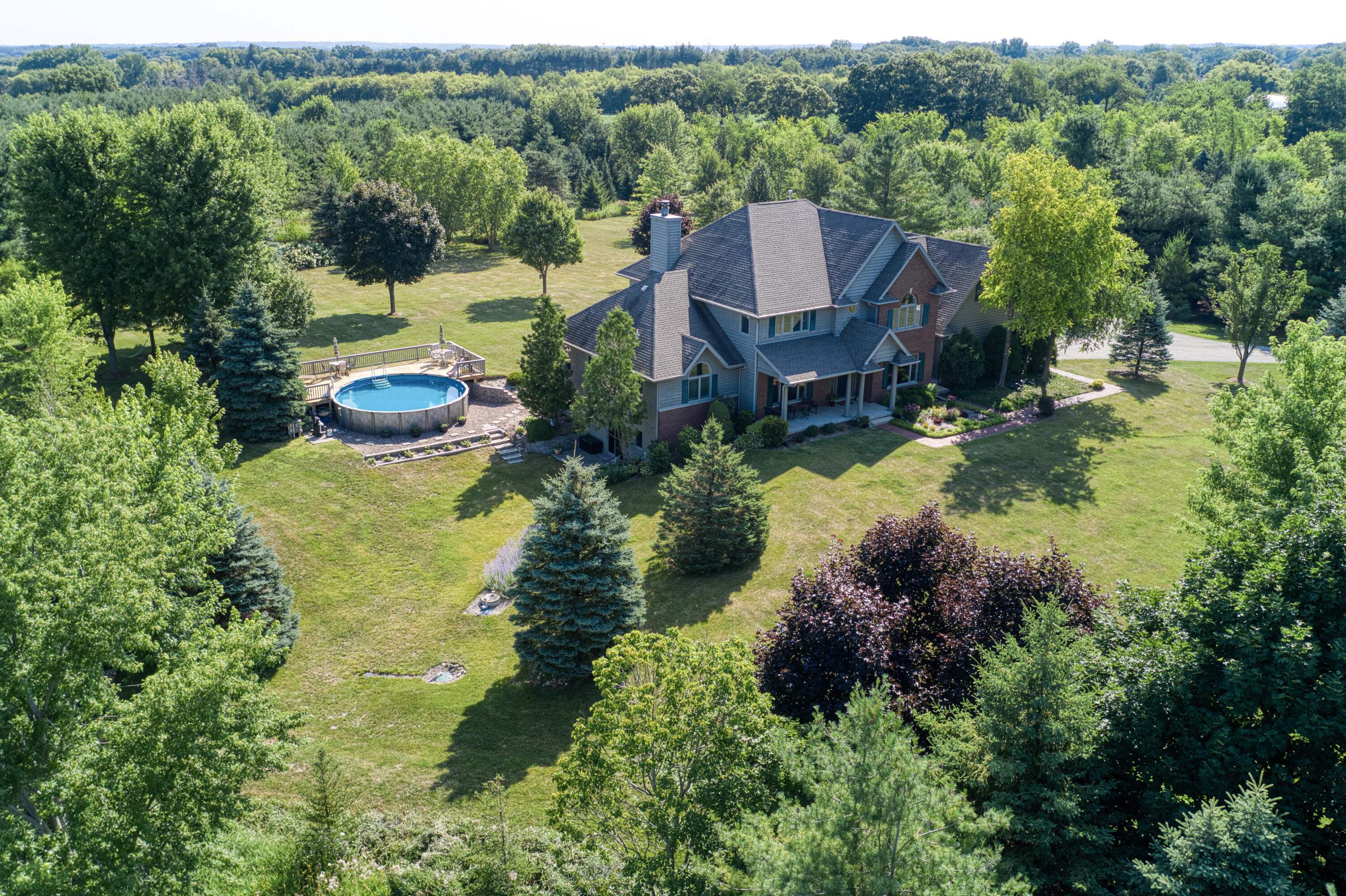 W6944 Savannah Ln