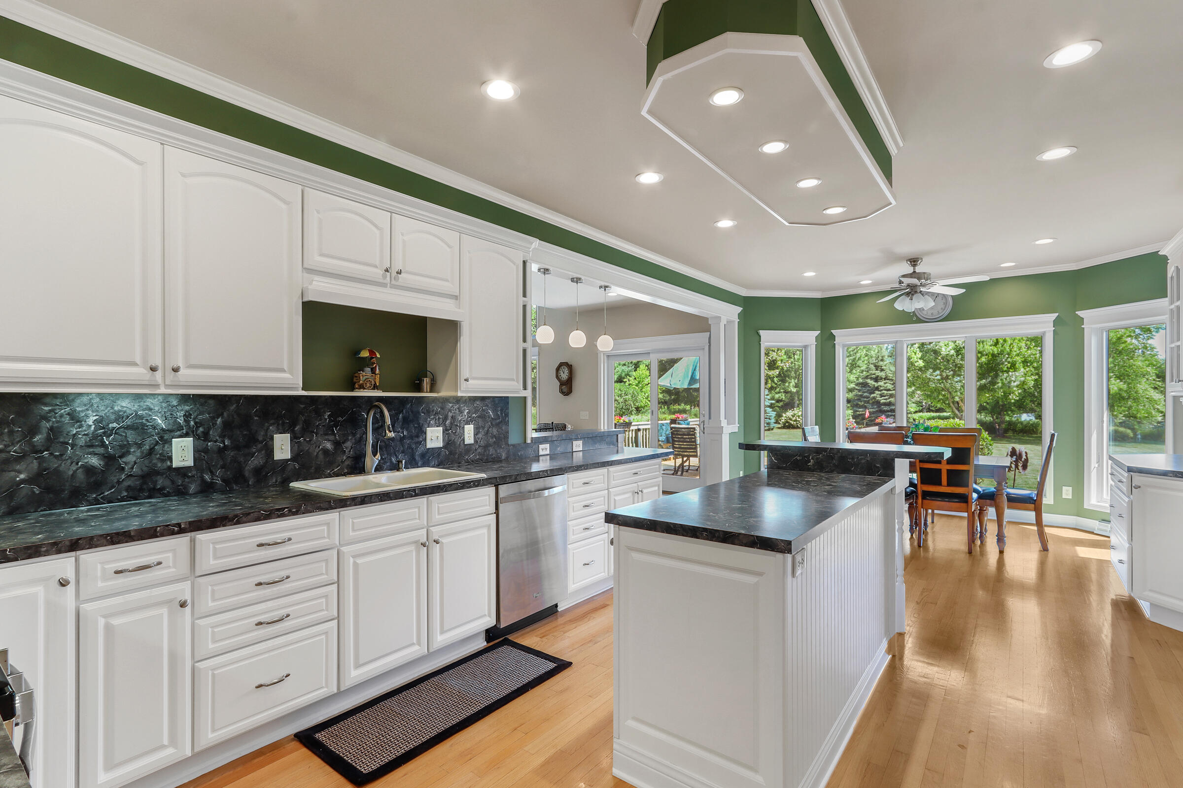 W6944 Savannah Ln