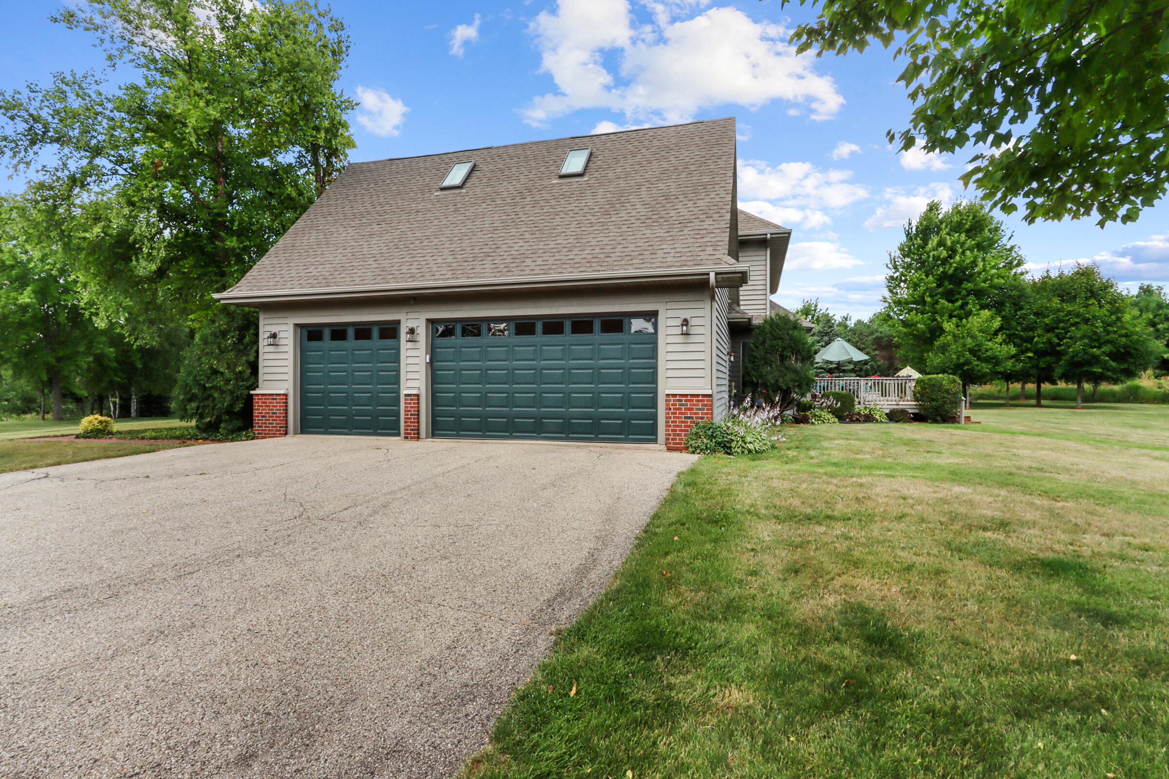 W6944 Savannah Ln