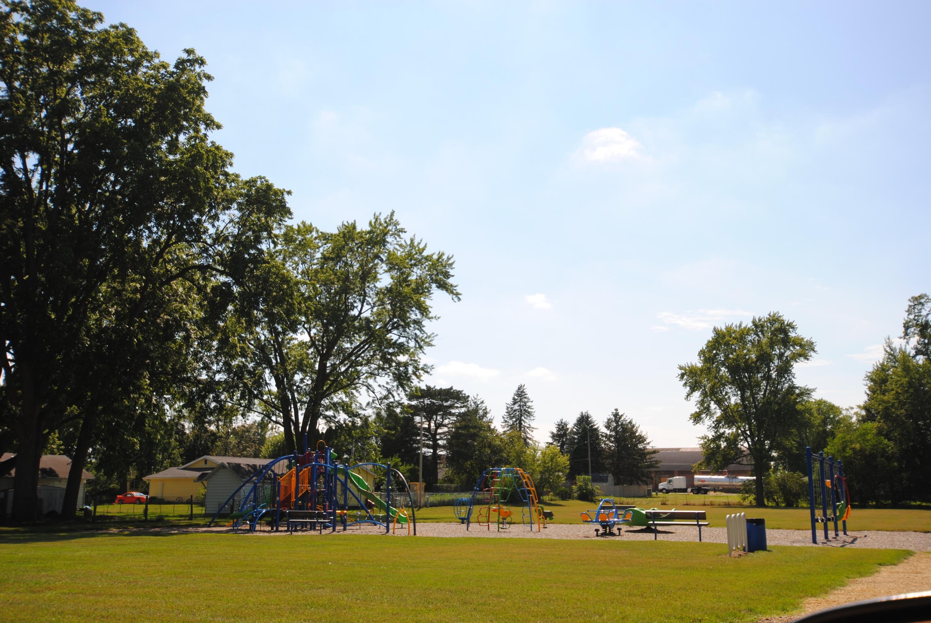 503 Delavan Dr