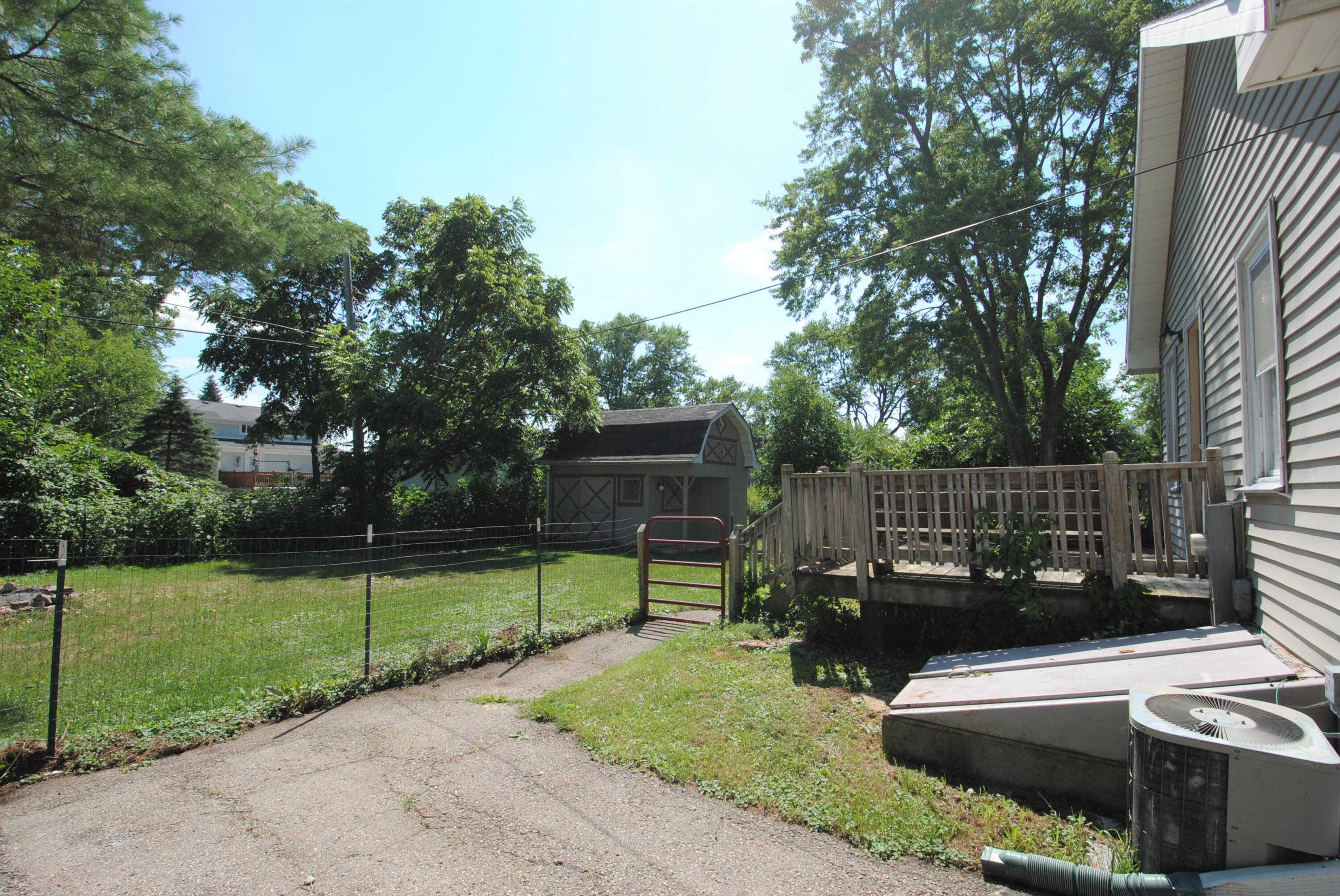 503 Delavan Dr