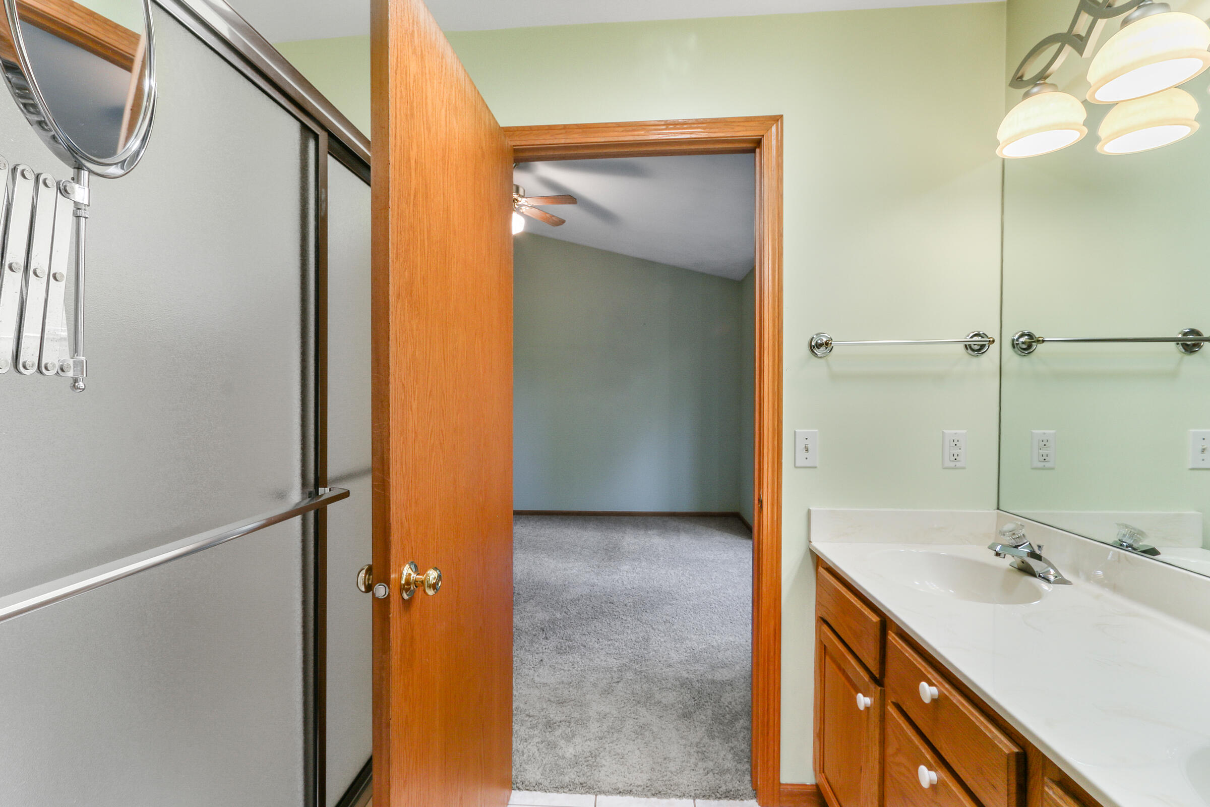 N7061 Lakeshore Ave