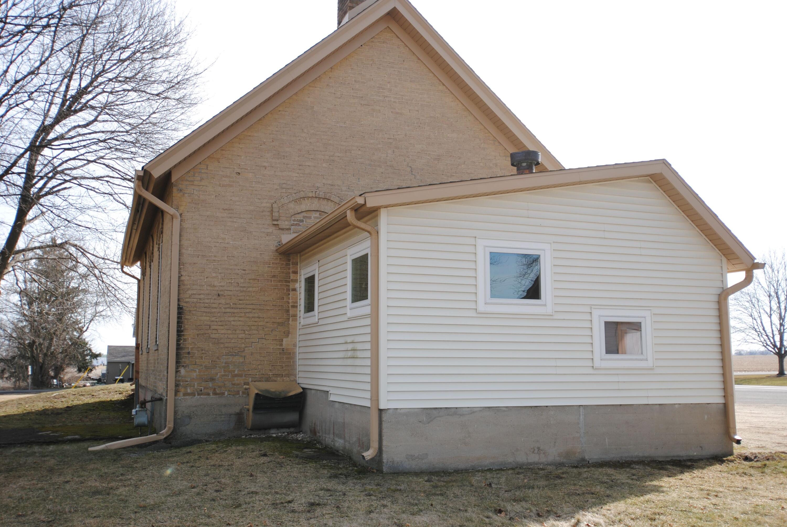 W4614 Potter Rd.