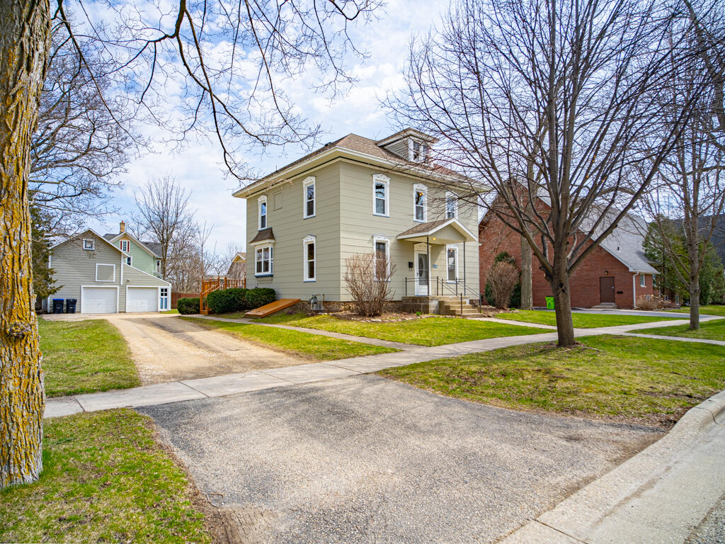 115 N Broad St