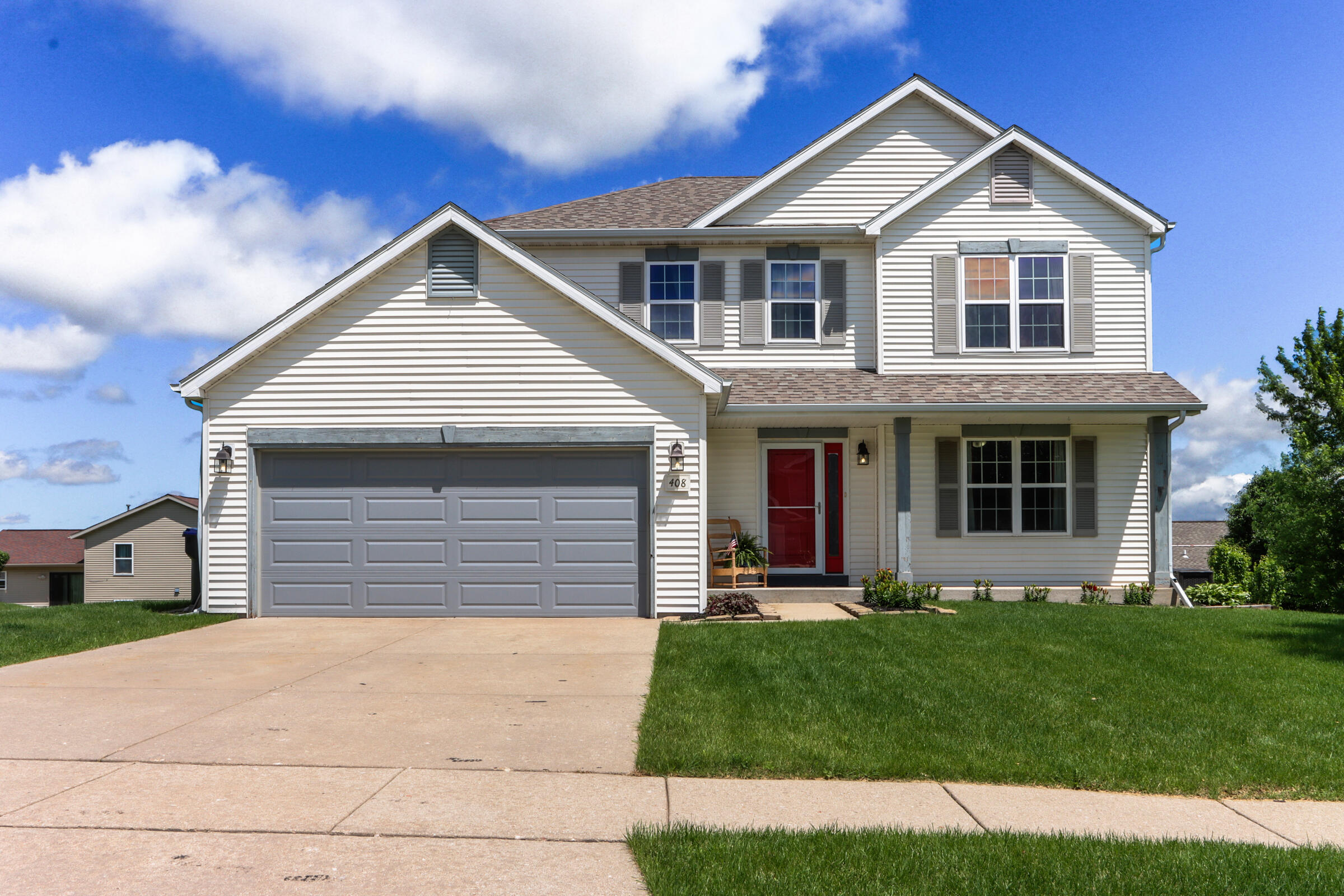 408 E Sunny Hill Dr