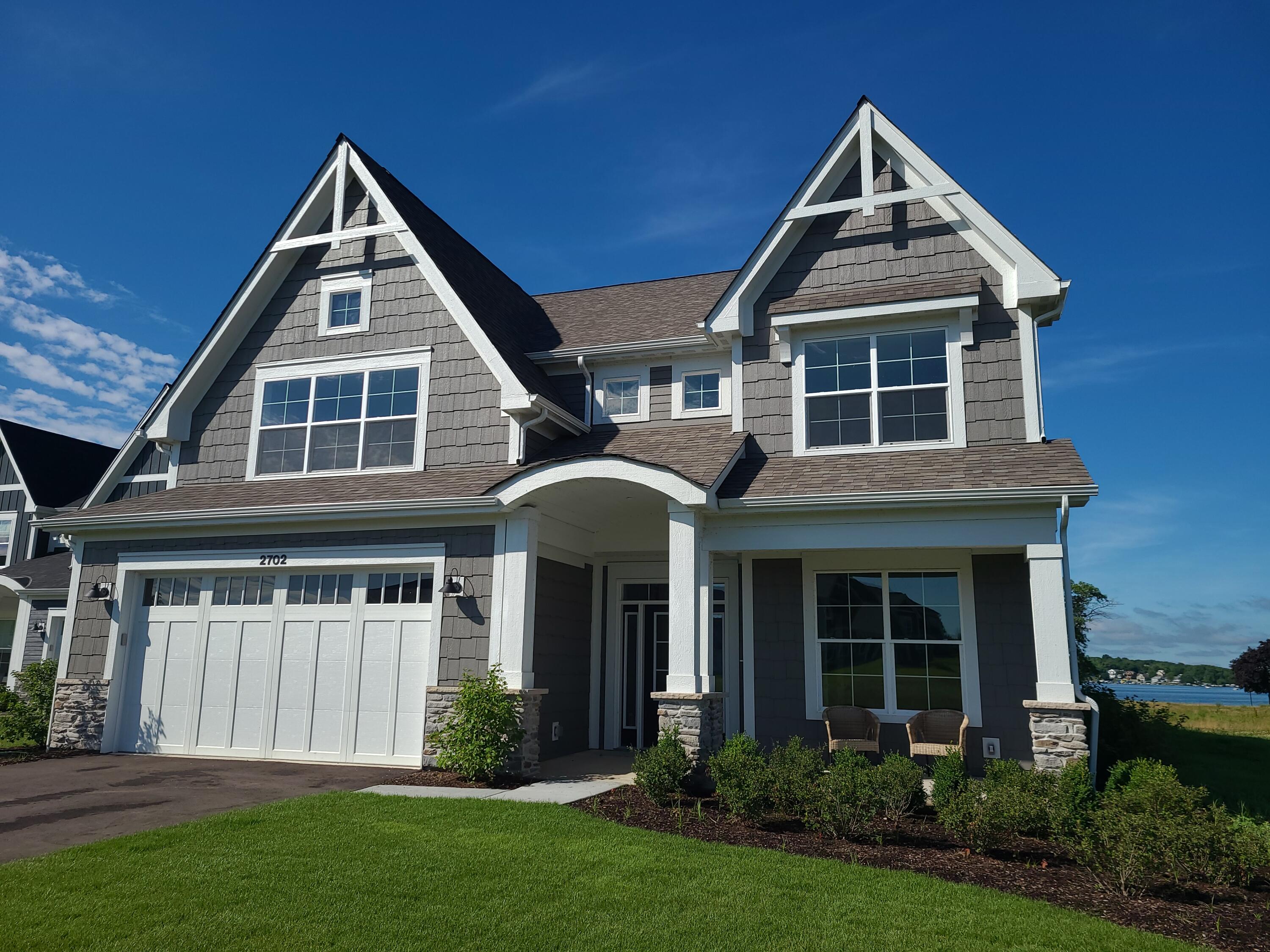 2702 Harbor Ct