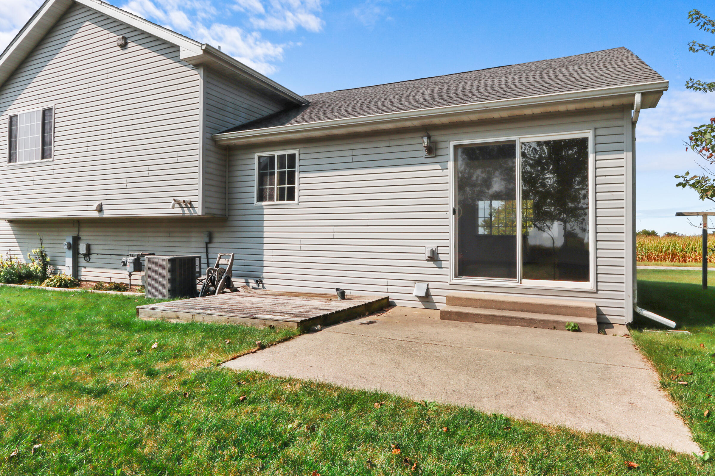 810 Sunnyside Dr