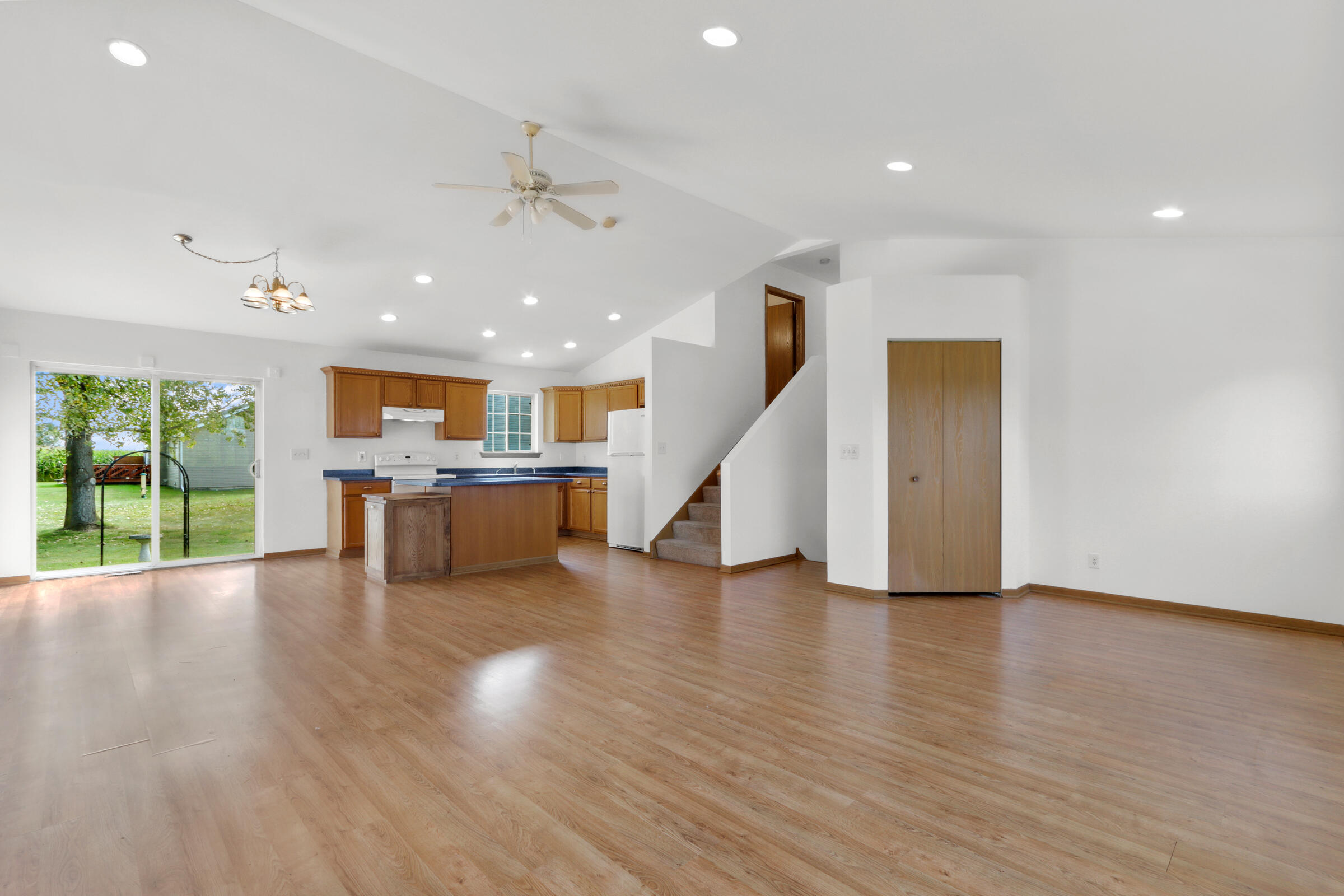 810 Sunnyside Dr